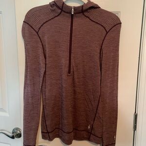 Smartwool purple zip hooded top sz M